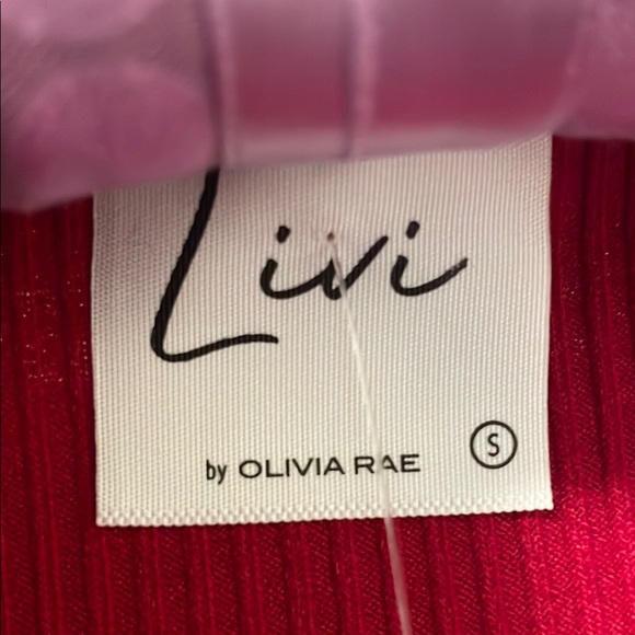 Olivia Rae Red Ribbed Crop Top - Picture 2 of 4